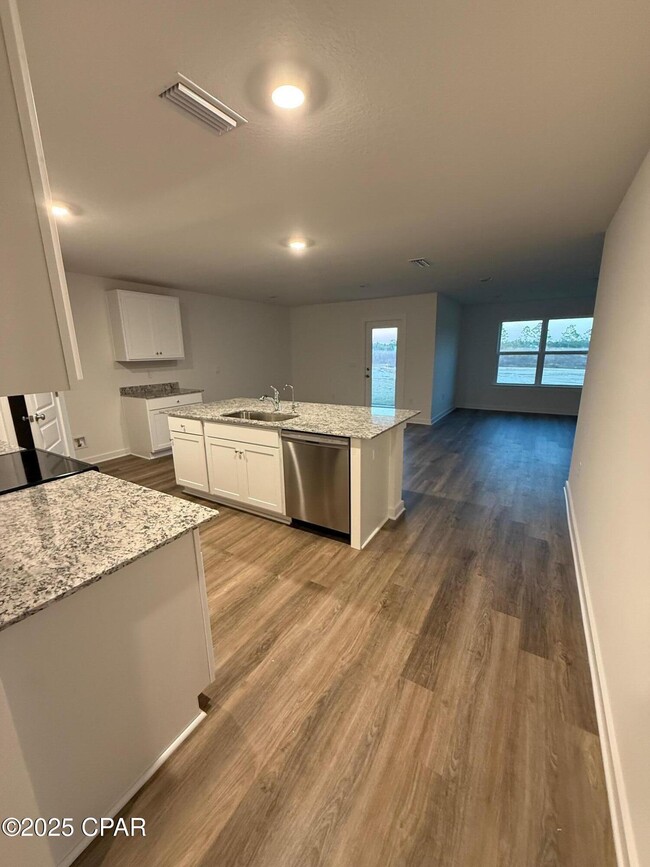 Building Photo - 135 Dockside Rd