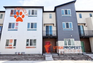 Building Photo - 1042 W 430 S