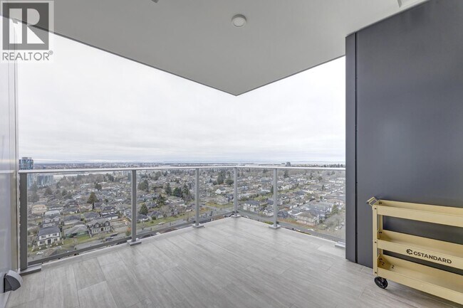 Building Photo - 7418 Paulson St