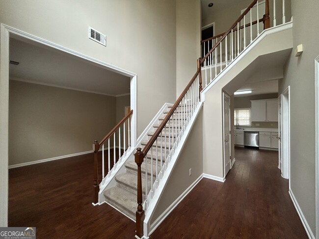 Building Photo - 495 Summer Breeze Ct.