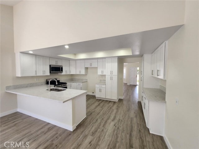 Building Photo - 2131 Seaview Dr
