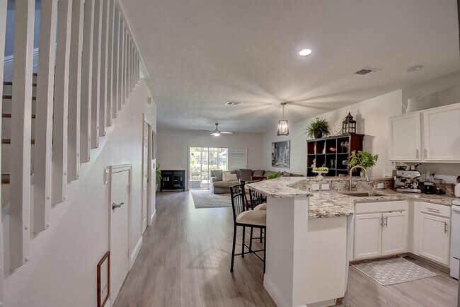 Foto del edificio - 13801  Creston Place  Wellington Fl 33414
