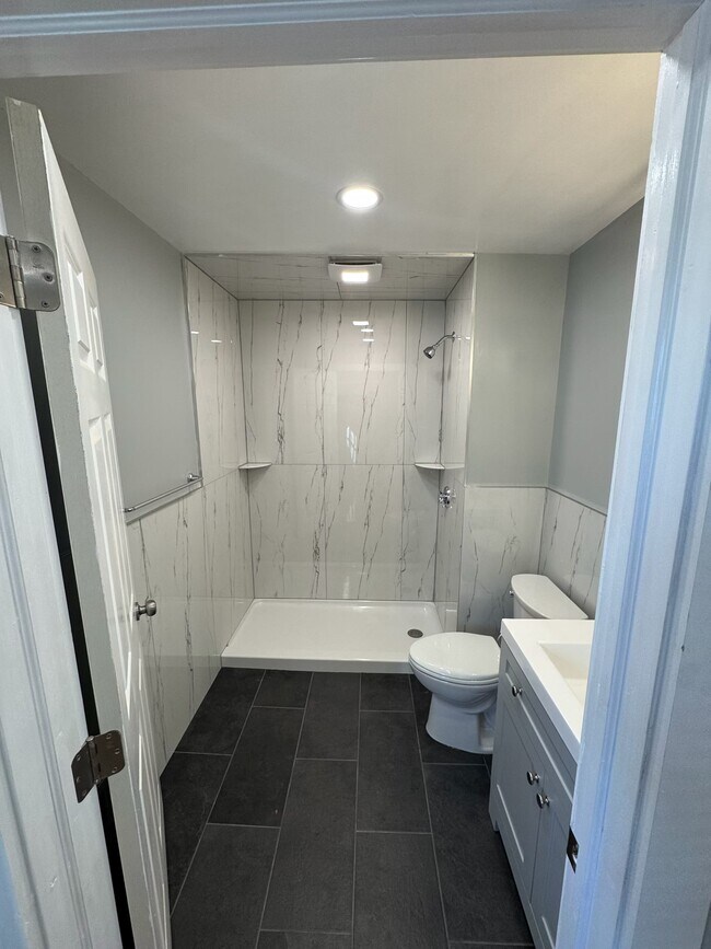 Foto del edificio - 193 Winter St