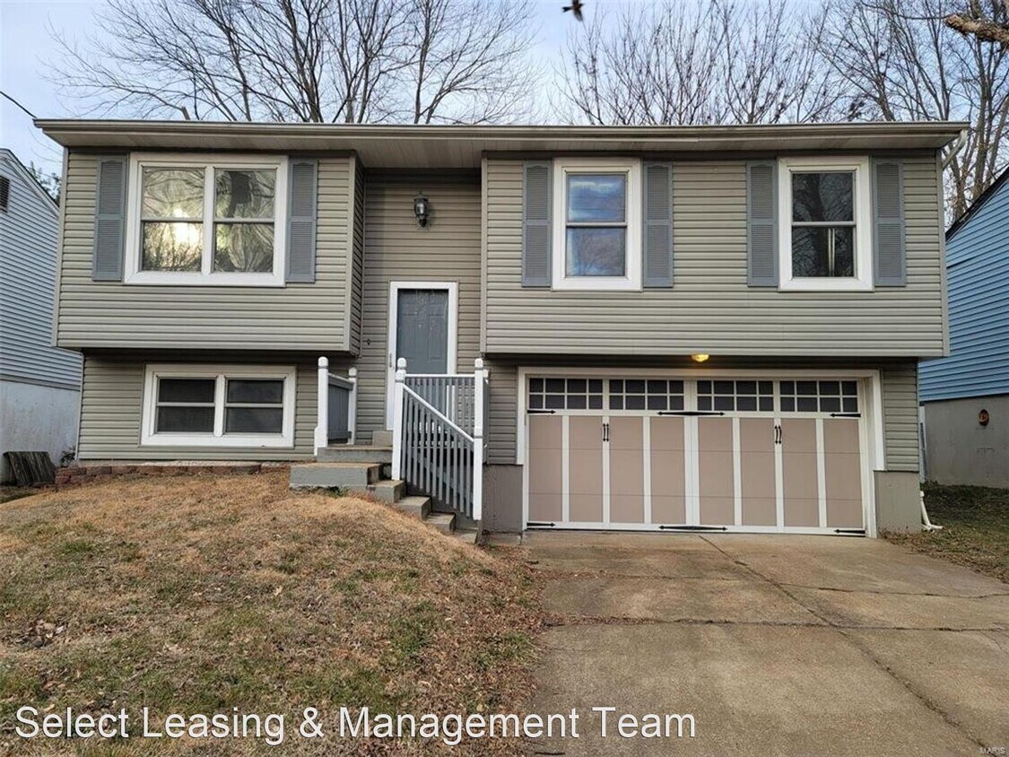 253 Green Jade Estates Dr, Fenton, MO 63026 House for Rent in Fenton