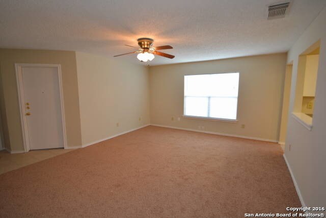 Foto del edificio - 6831 Canary Meadow Dr