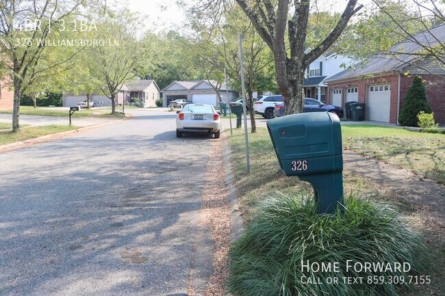 Foto del edificio - 326 Williamsburg Ln