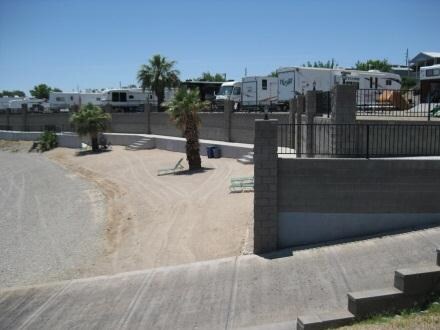 Rainbow Beach Resort Apartments Needles Ca Rainbow Beach Resort Apartments Needles Ca