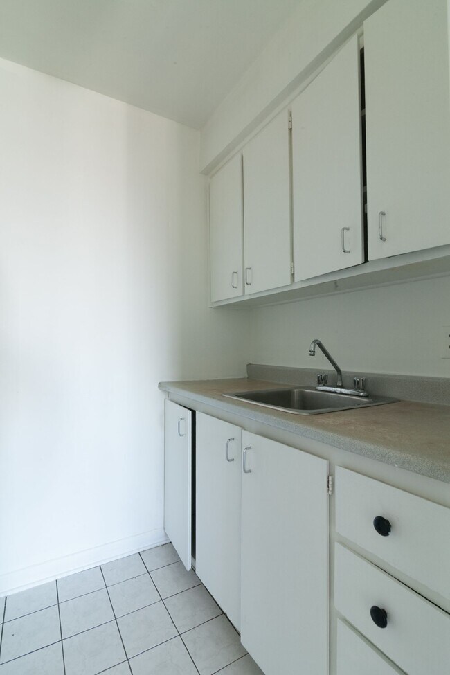 Photo du bâtiment - 3460 Rue Durocher