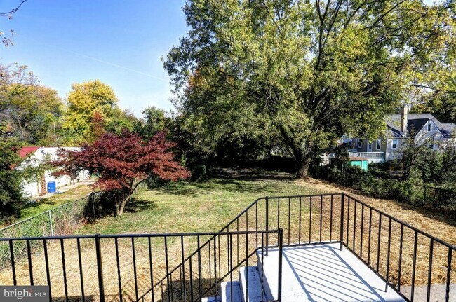 Foto del edificio - 3110 Louise Ave