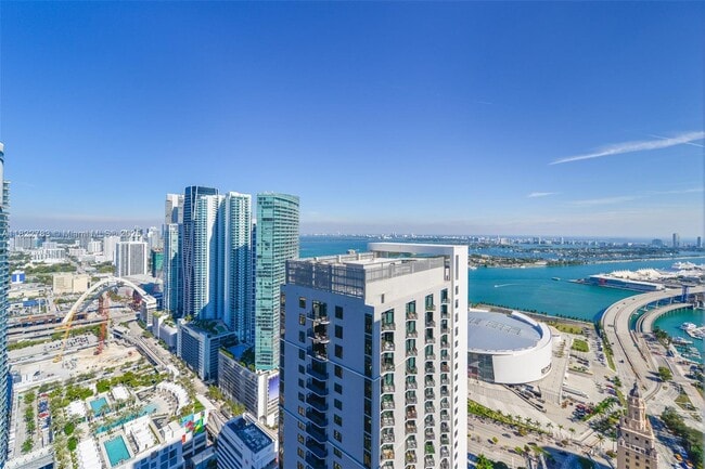 Foto del edificio - 159 NE 6th St