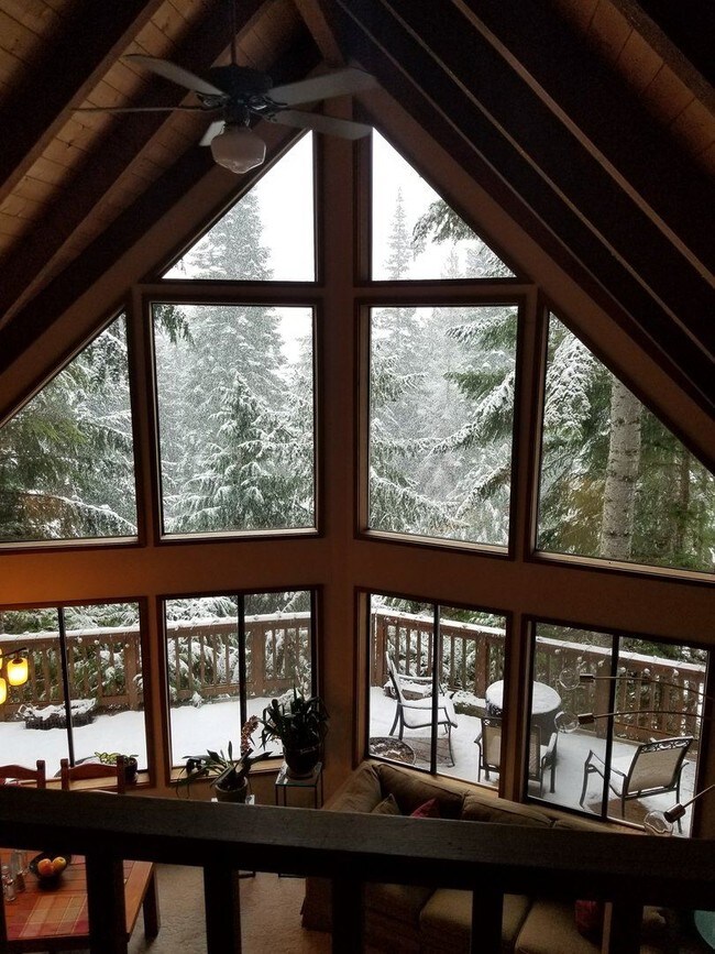 Building Photo - 2 br, 2 bath House - 2331 Via Kachess Rd