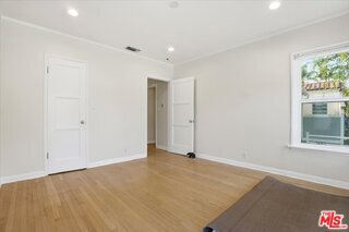 Foto del edificio - 2317 Veteran Ave