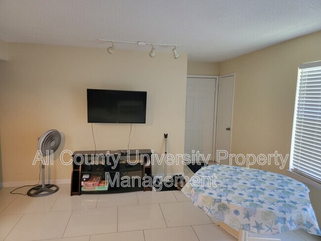 Foto del edificio - 2601 SW Archer Rd