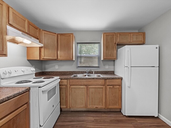 Building Photo - 1811 39th St