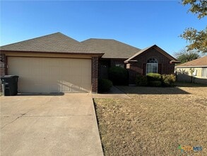 Building Photo - 1903 Basalt Dr