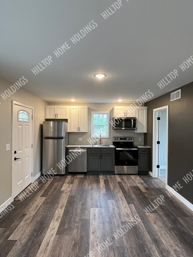 Foto principal - 12 Frazier Oaks Rd