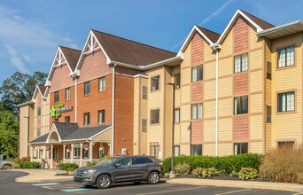 Building Photo - Furnished Studio-Lancaster County