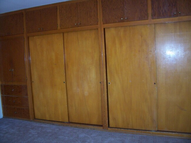 Foto del edificio - 1035 S San Gabriel Blvd