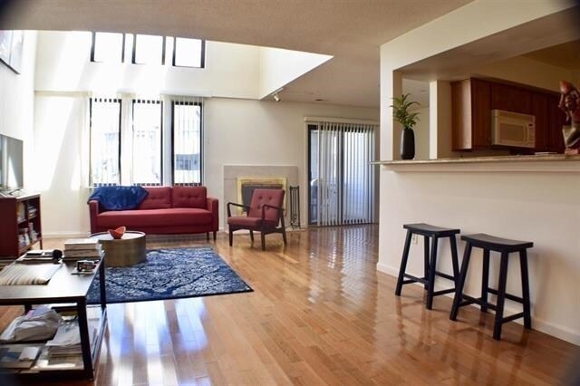 Foto del edificio - 819 Topsail Ln
