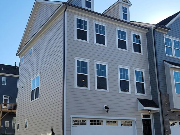 Building Photo - 1011 Larabee Ln