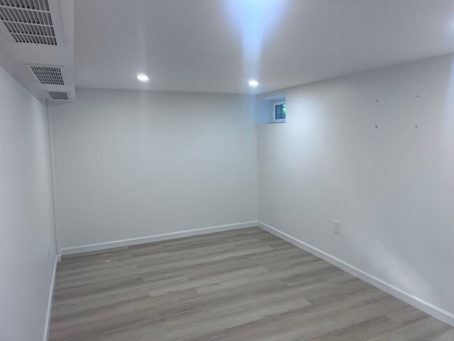 Foto del edificio - 1007 Russell St