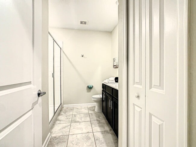 Building Photo - Beautiful 2-Bedroom, 2-Bath Furnished Condo in ChampionsGate Resort – Furniture Optional!