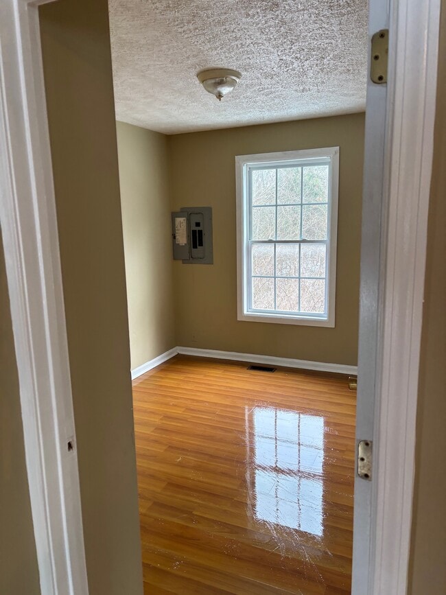 Building Photo - 199 Ricedale Cir