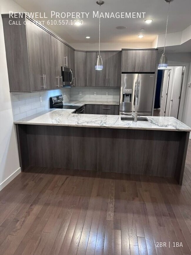 Building Photo - 2BR 1BA Luxury Apartment Second Floor_Over...