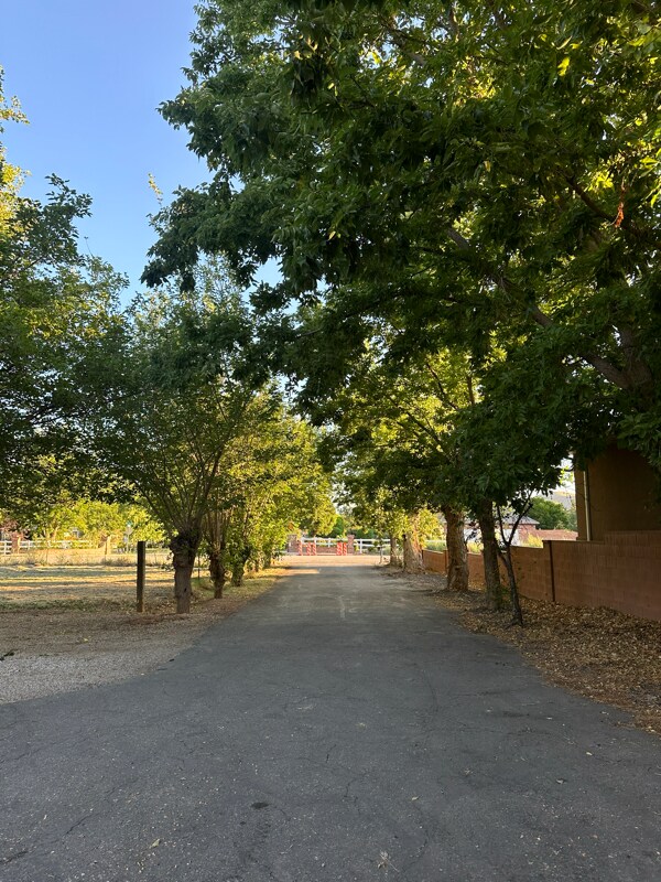 Foto del edificio - 1231 W 400 S