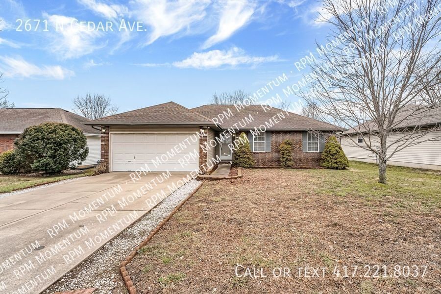 Foto principal - 2671 Cedar Ave