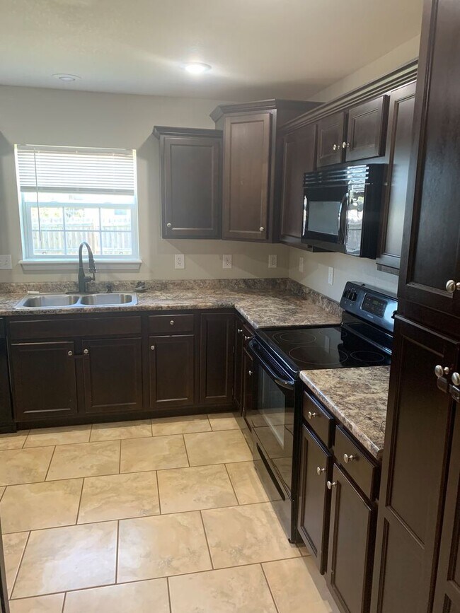 Building Photo - Brush Creek Subdivision