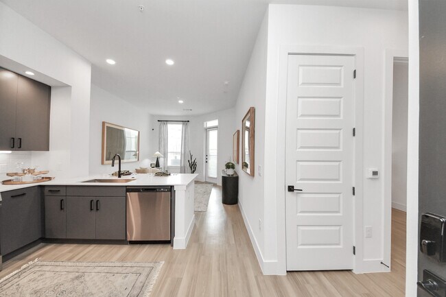 Foto del edificio - 15635 Memorial Dr