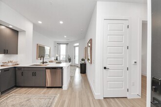 Building Photo - 15635 Memorial Dr