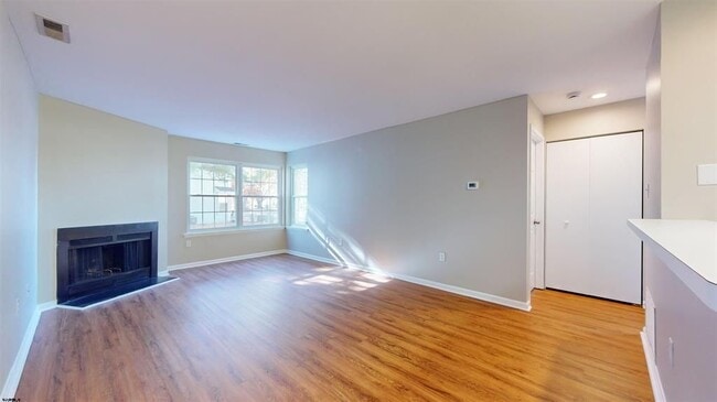 Building Photo - 30 Driftwood Ct