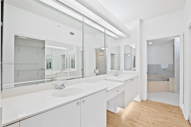 Building Photo - 10730 NW 66th St