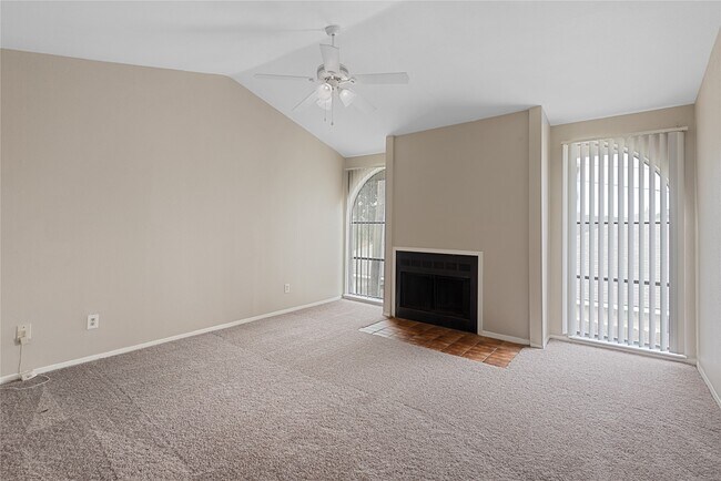 Foto del edificio - 11211 Pembridge Dr