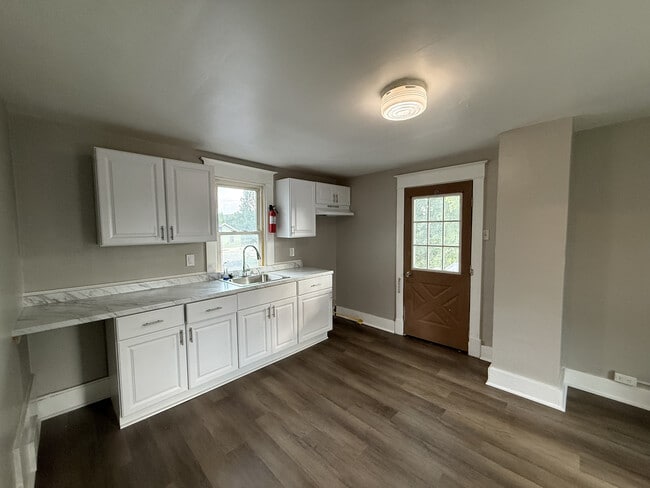Building Photo - Rochester Triplex (328 New York Ave)