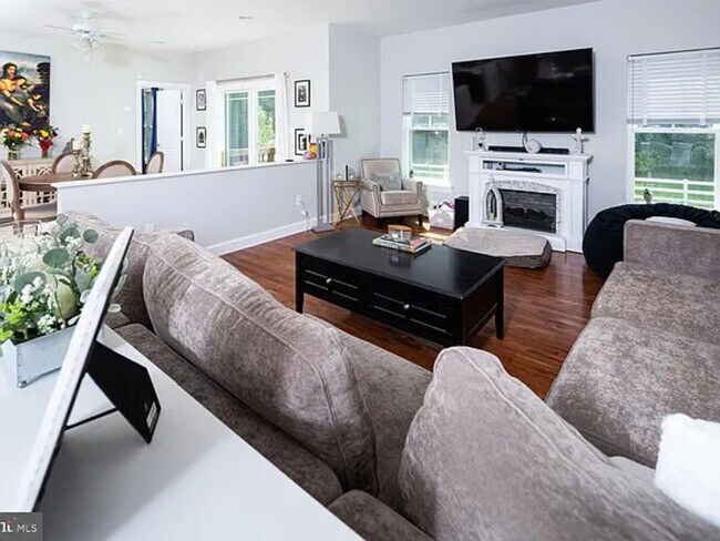Foto del edificio - 28751 Valley View Ln