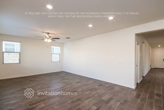 Foto del edificio - 1738 W Lacewood Pl
