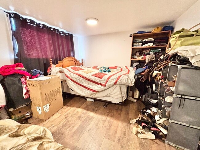 Building Photo - 102 Embleton Ave