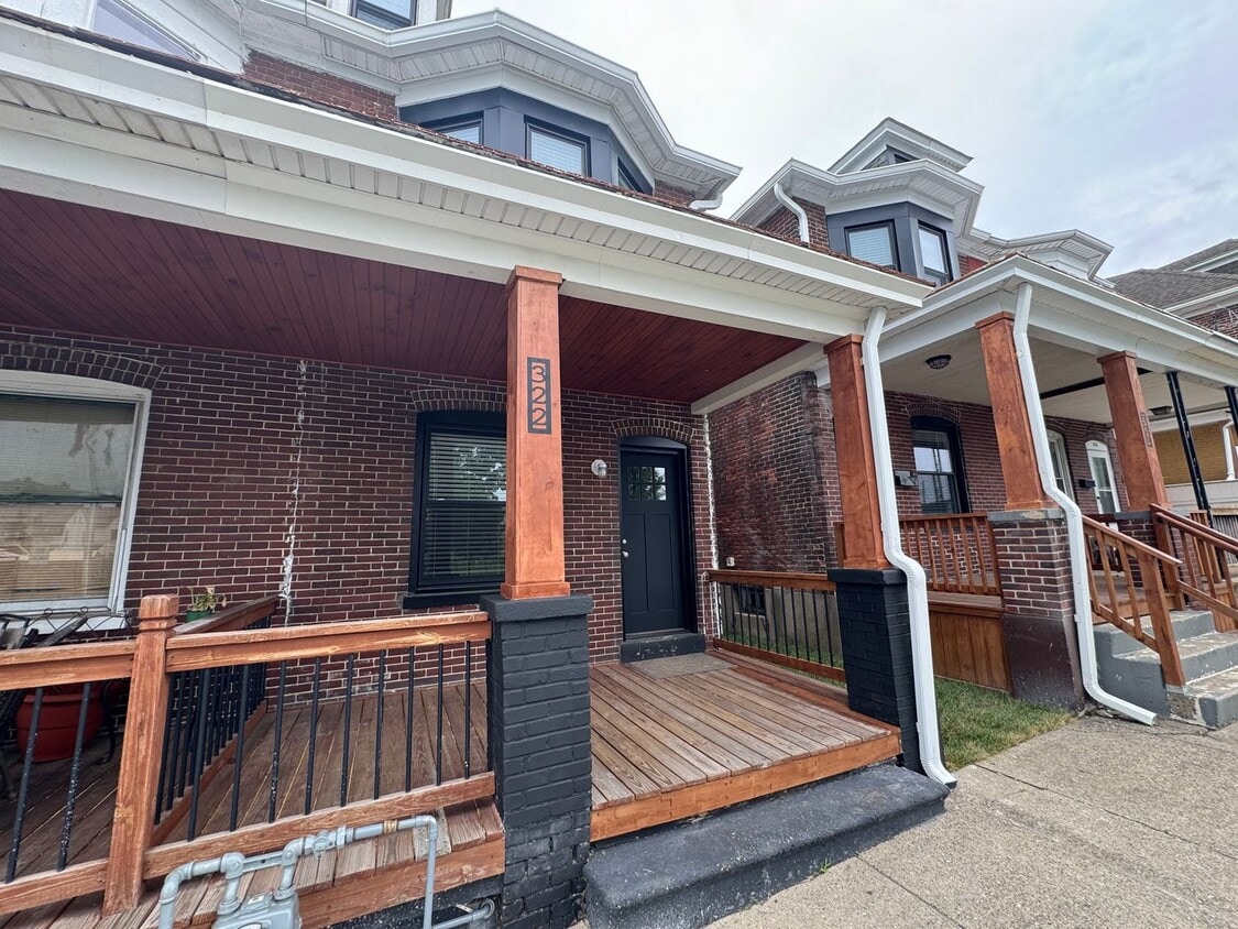 Primary Photo - Completely Updated THREE BEDROOM TWIN!