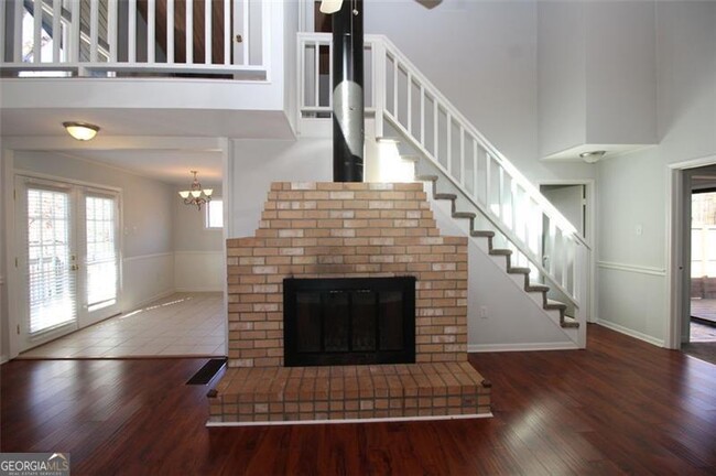 Building Photo - 9240 Nova Dr