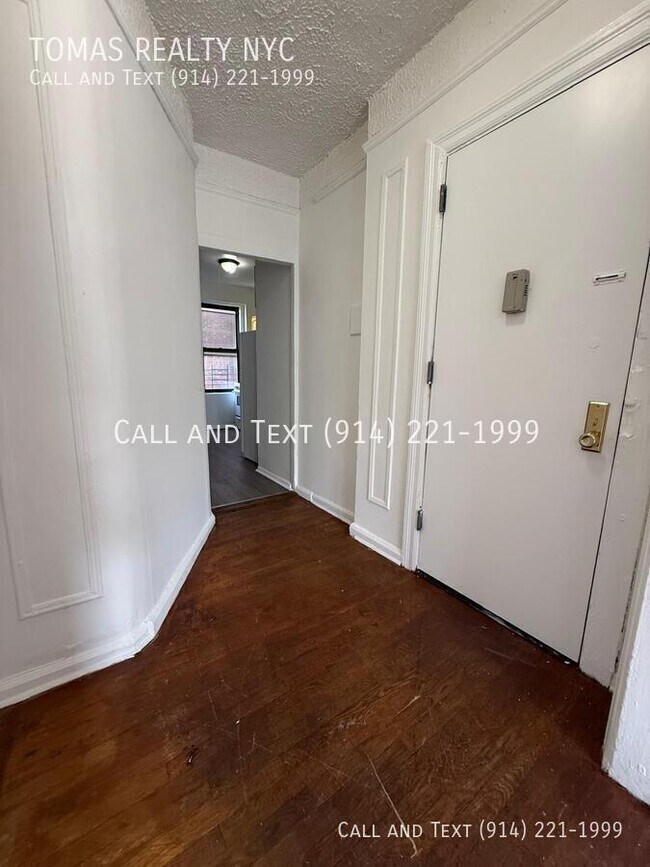 Building Photo - 1179 Yonkers Ave