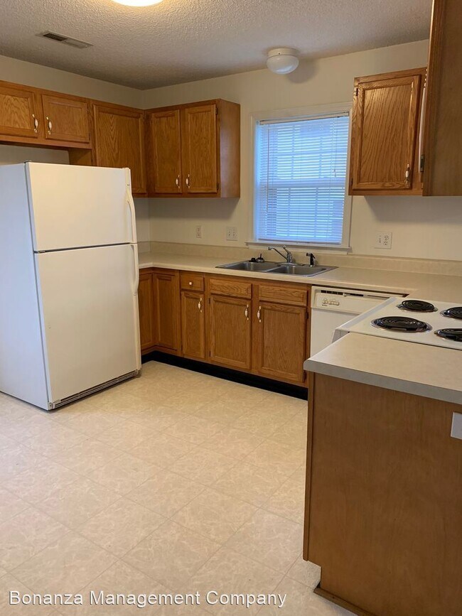 Foto del edificio - 2 br, 2 bath House - 127 Springwood Lane