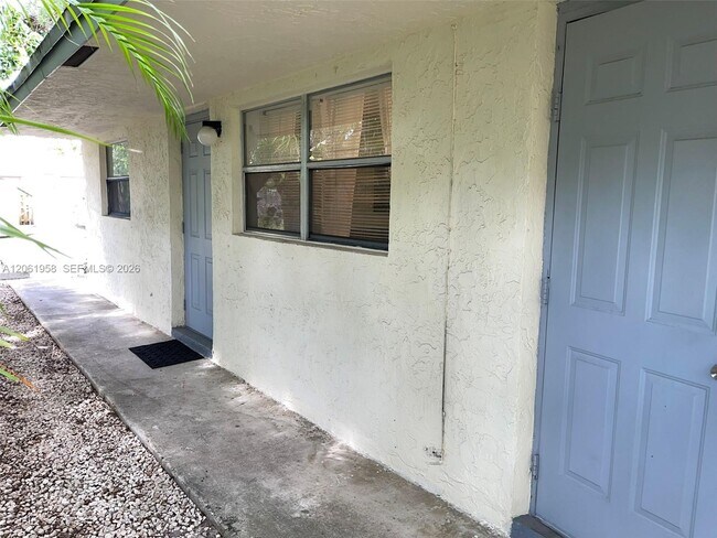 Foto del edificio - 274 SW 9th St