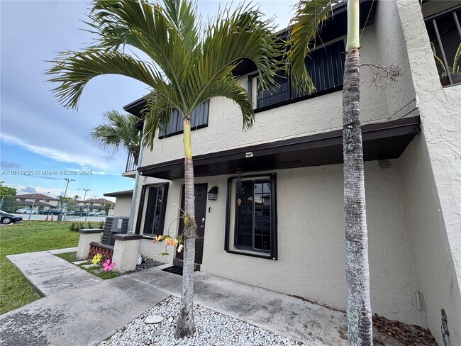 Foto del edificio - 13953 SW 46th Terrace