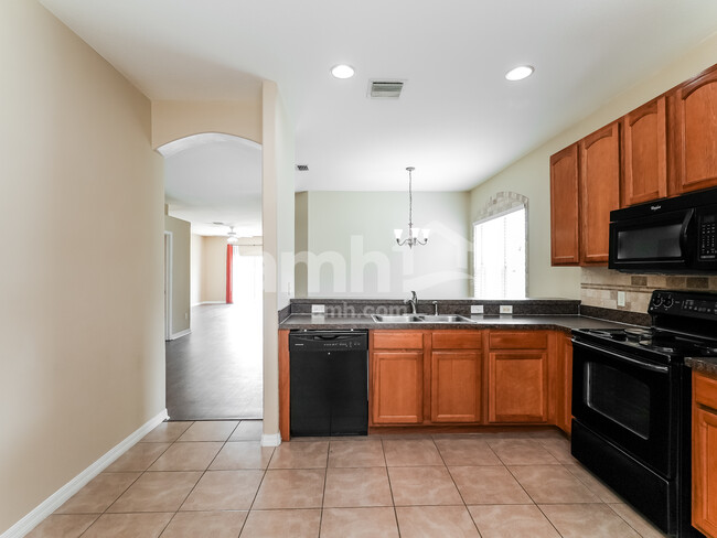 Foto del edificio - 3900 Trapnell Ridge Dr