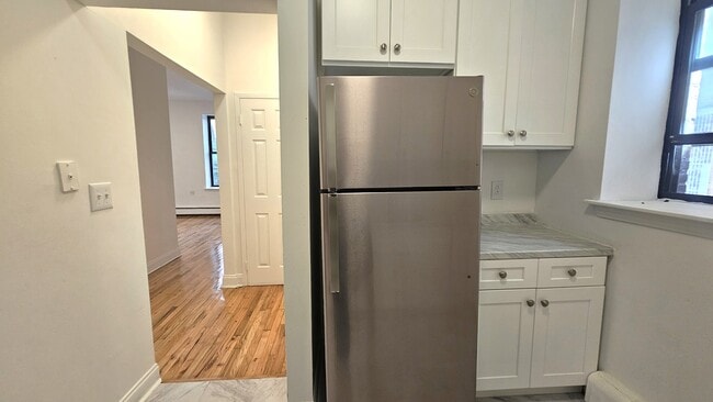 Building Photo - 519 W 151st St
