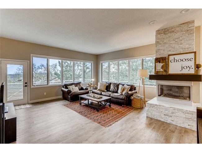 Building Photo - 11751 Vista Dr
