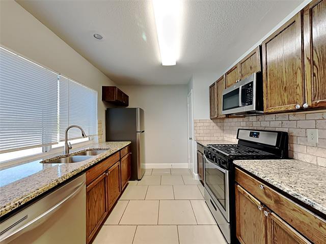 Foto del edificio - 7215 Harold Walker Dr